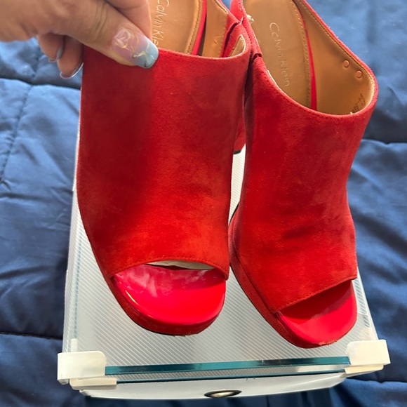 CALVIN KLEIN • Red Leather/Suede High Mule Sandals • 7 • - Picture 8 of 10